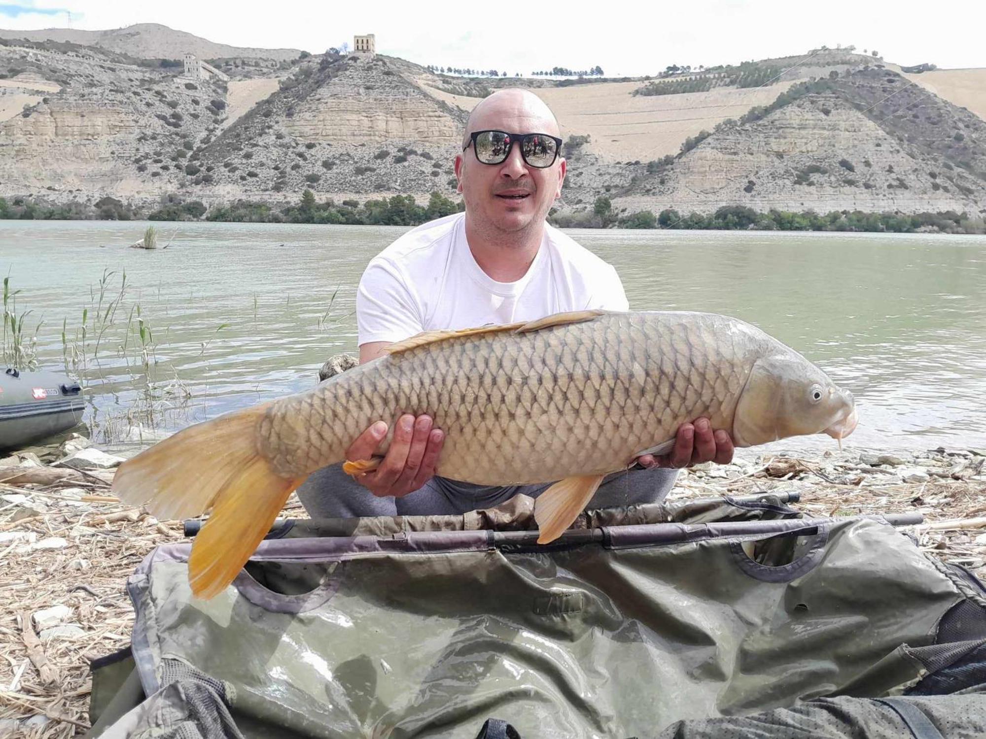 R U Ready Fishing, River Ebro Mequinenza Esterno foto